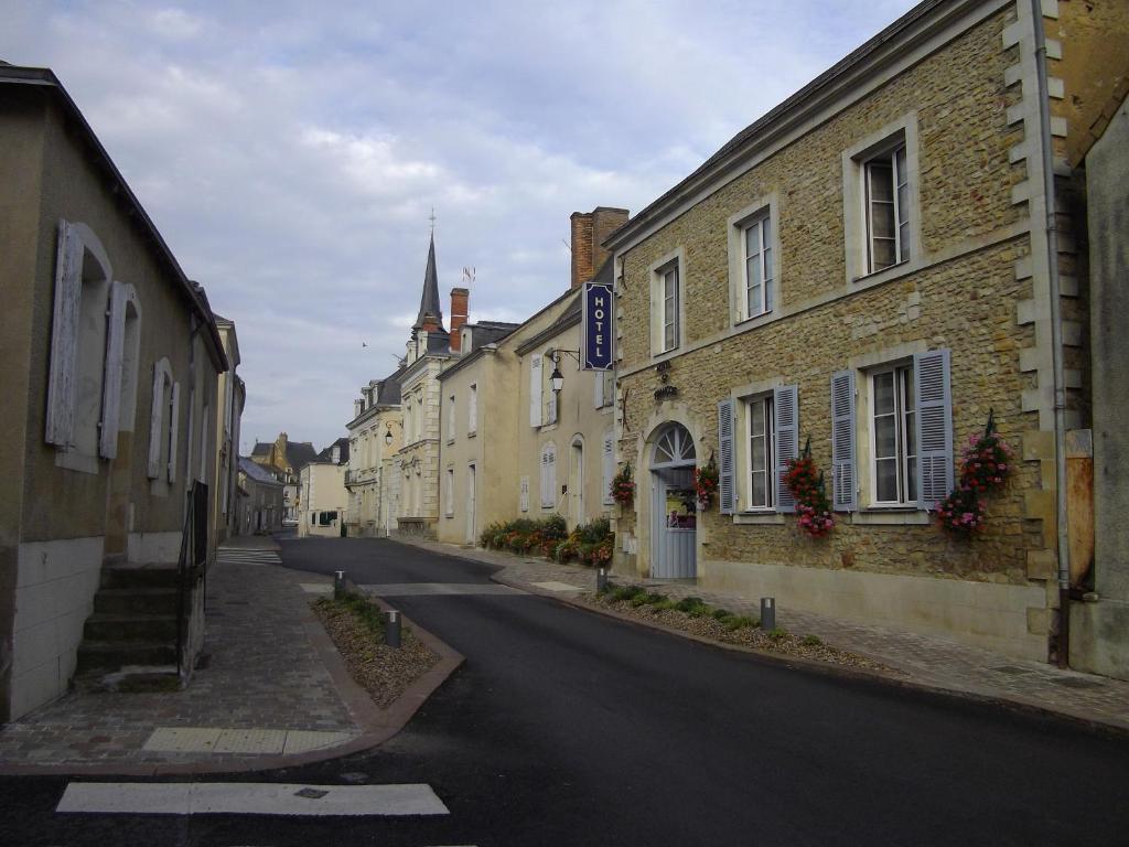 Hotel Saint Francois Precigne Soiree Etape Sur Demande Proche Sable-Sur-Sarthe Exterior foto